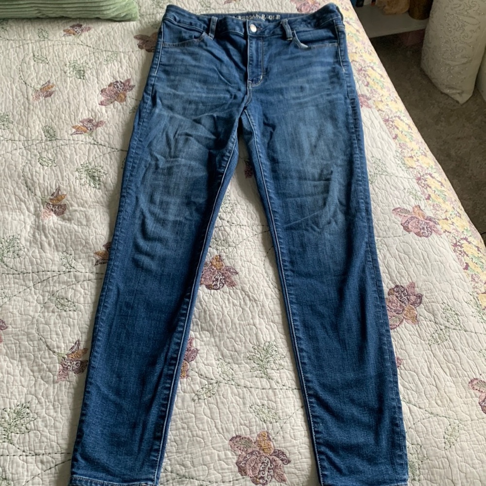 American Eagle Super High Rise Jegging